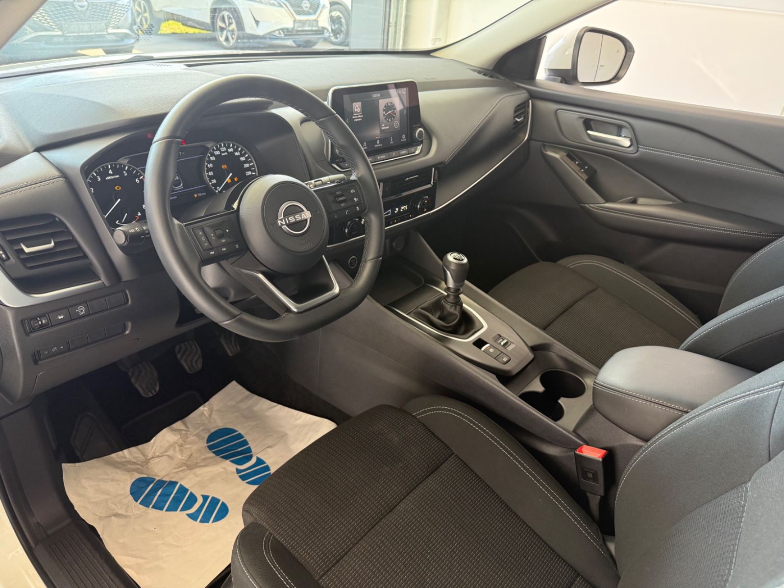 Fahrzeugabbildung Nissan Qashqai Acenta, Rückfahrkamera., Apple Car Play