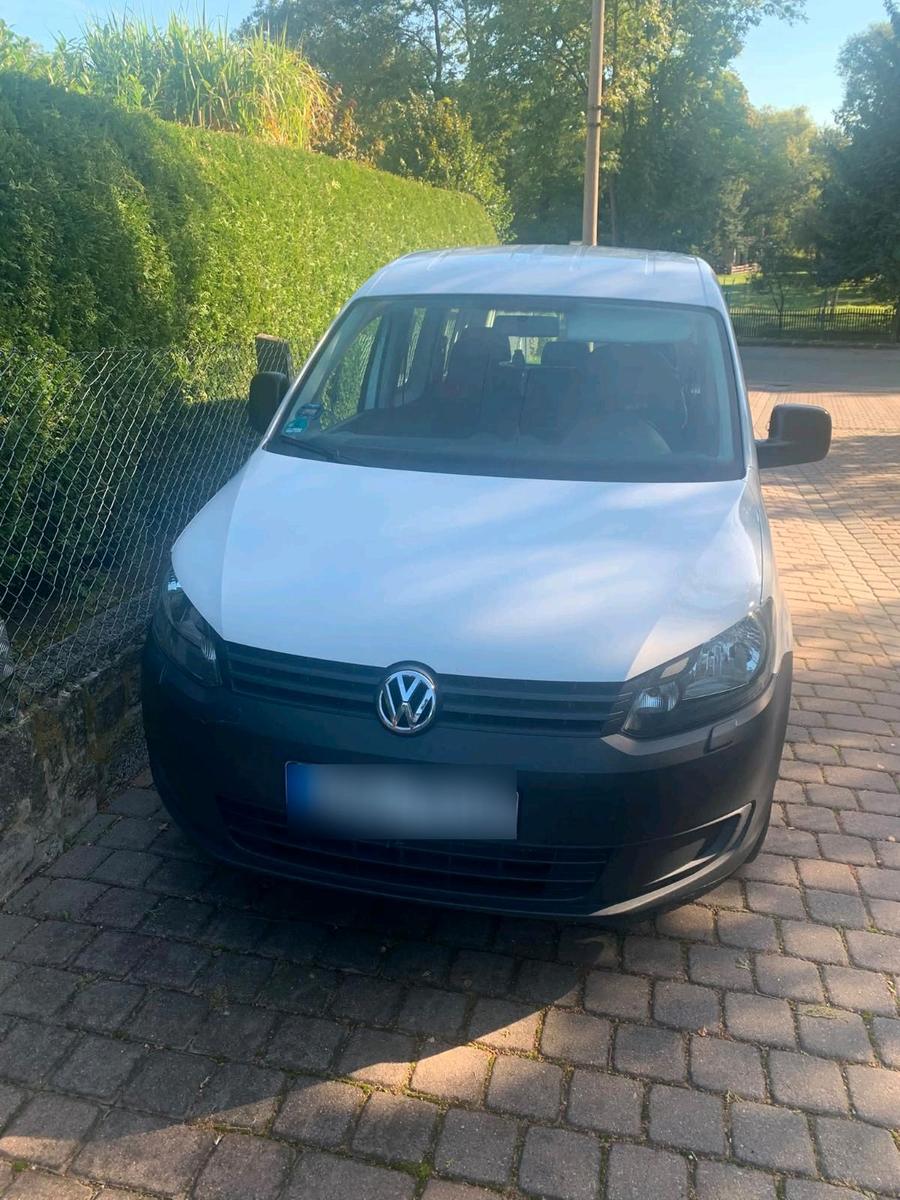 Volkswagen Caddy 2015 — rear view