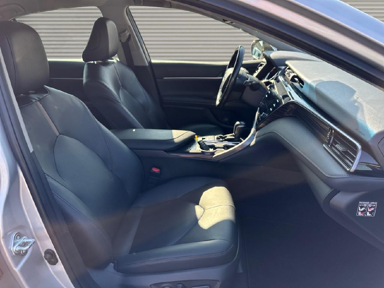 Toyota Camry 2.5 Hybrid Executive, AHK