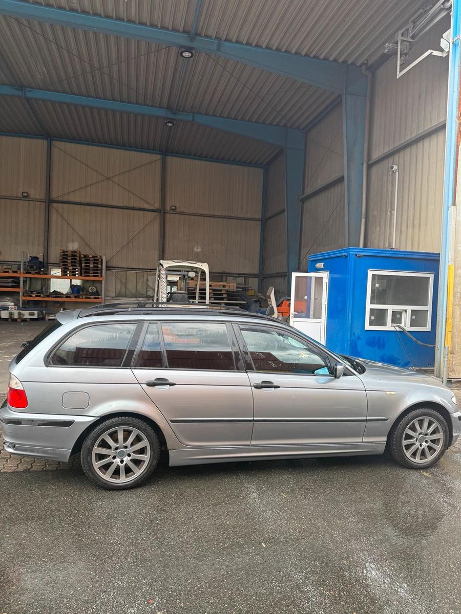 BMW 320 2005 — photo 8