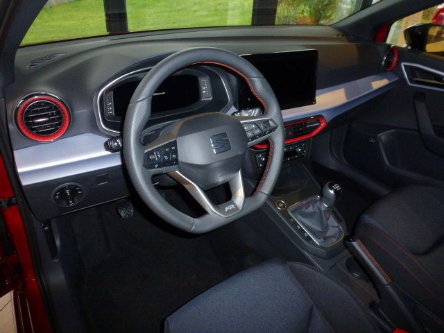 Fahrzeugabbildung SEAT Ibiza FR 1.0 TSI + LED + wenig Kilometer