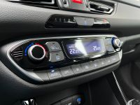 Hyundai i30 Kombi 1.6 T-GDI DCT Edition LED KAM 5JGAR bei Autohaus Landmann & Maier OHG