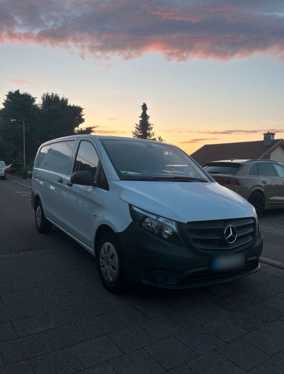 Image of Mercedes-Benz eVito