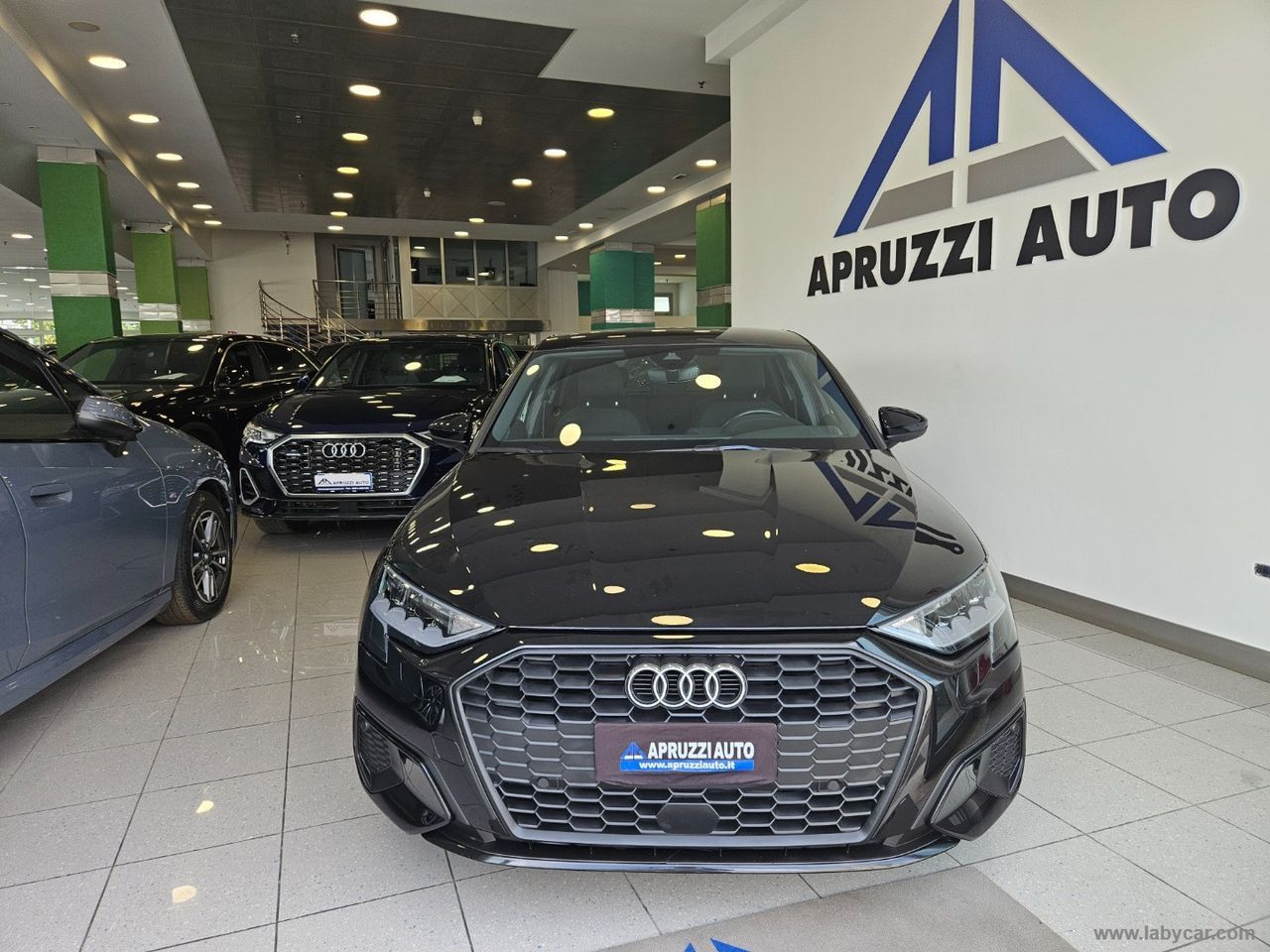 Audi AUDI A3 SPB 30 TDI S tronic Business imagem 2