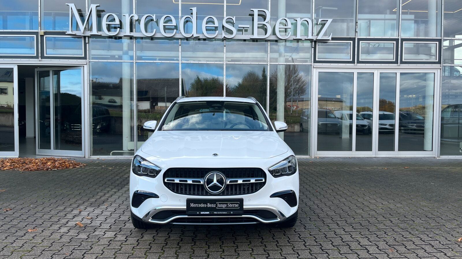 Mercedes-Benz GLA 180 +Progressive-Advanced+AHK+Distro+Kamera+ foto 2