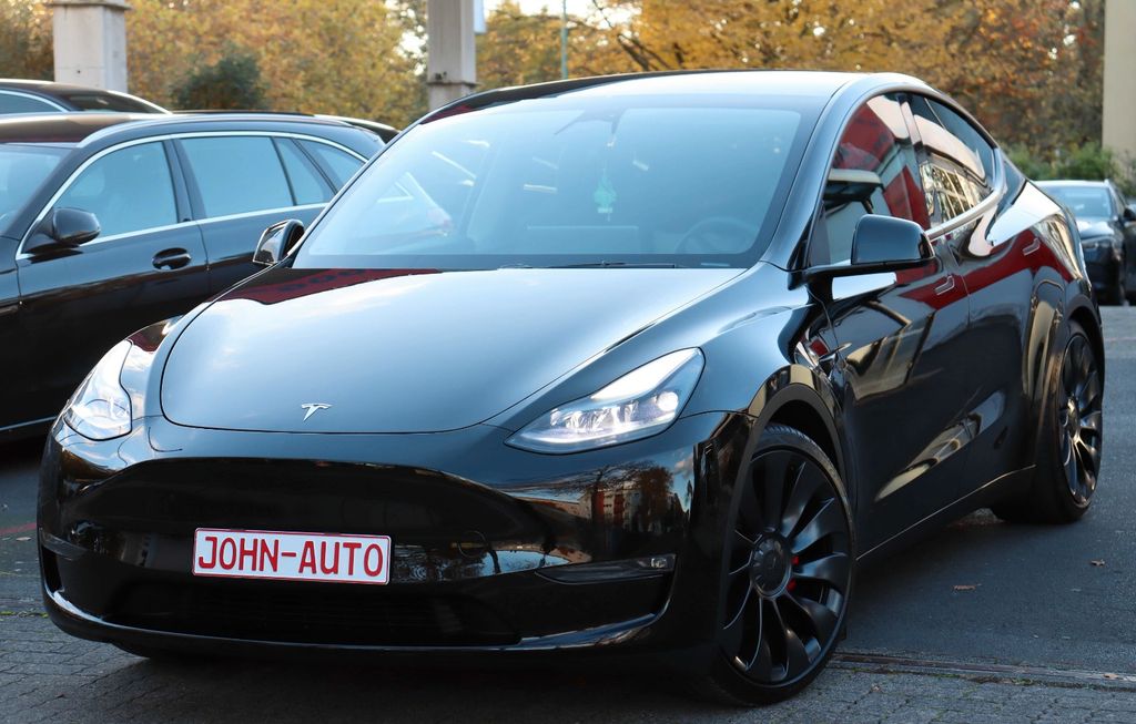 TESLA Model Y Performance Dual AWD *1.Hd*8 Räder*Pano*