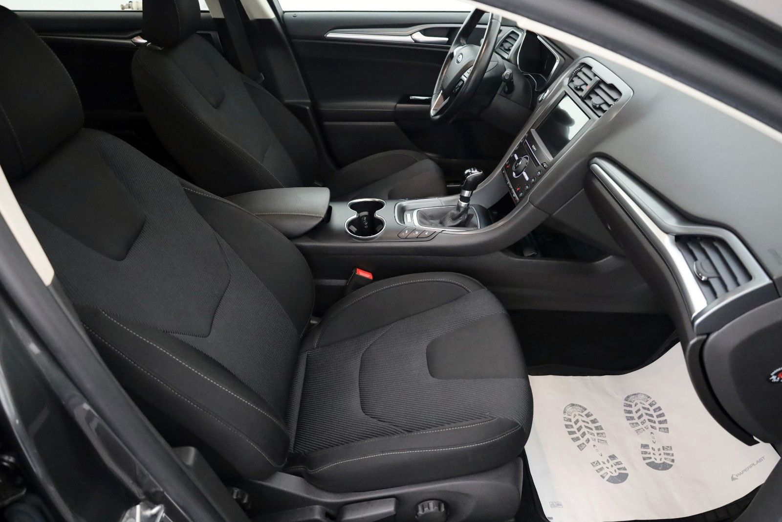 Fahrzeugabbildung Ford Mondeo Turnier Titanium Navi,SH,PDC,AHK,SR+WR
