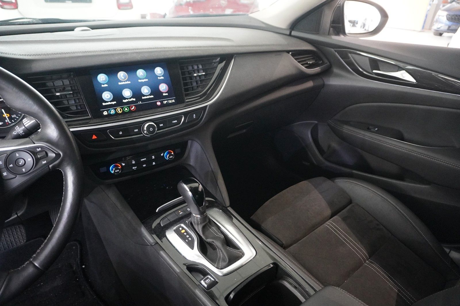 Fahrzeugabbildung Opel Insignia B GS 2.0D BSUINESS NAVI/LED/KAMERA/AHK