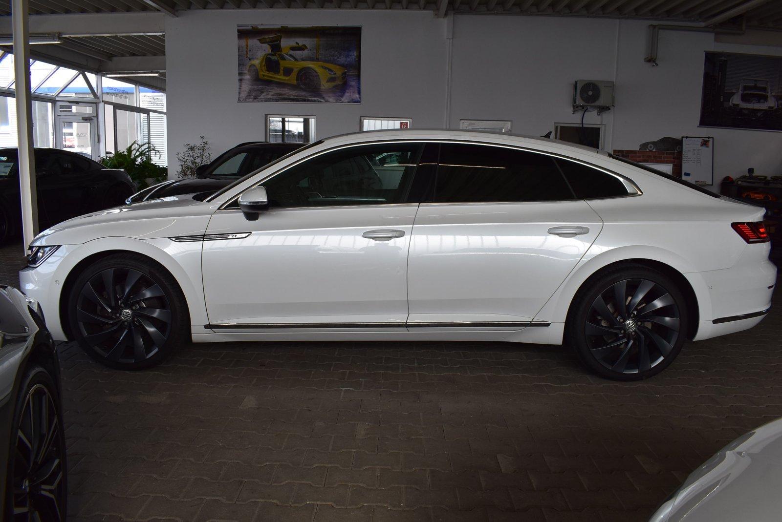 Volkswagen Arteon 2.0 TSI R-Line 4Motion Standhzg