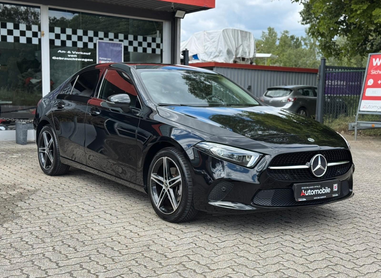 Mercedes-Benz A 200 Limousine/Kamera/Led/Leder/Navi