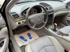 Fahrzeugabbildung Mercedes-Benz E 240 Lim. / Avantgarde Xenon Sitzheizung Klima