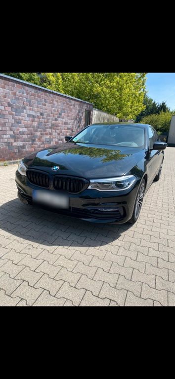 Image of BMW 530