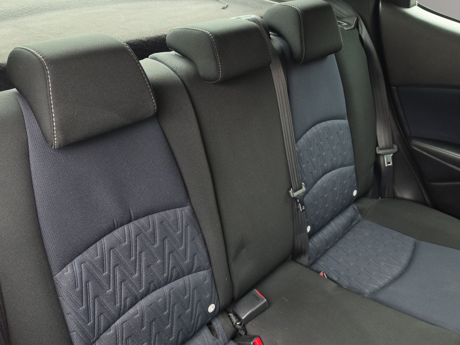 Fahrzeugabbildung Mazda 2 Lim. Center-Line AUS 1.HAND NUR 23 TSD. KM