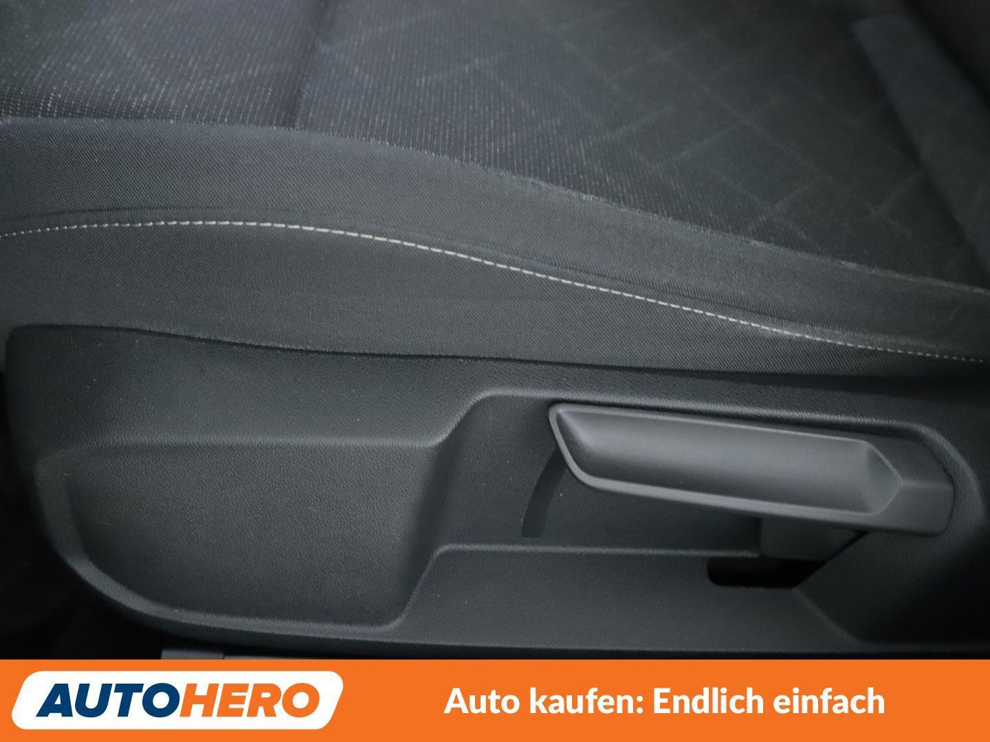 Volkswagen Golf VIII 1.5 TSI ACT Life*NAV*ACC*PDC*SHZ*LHZ*, миниатюра 23