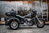 Harley-Davidson FLHTCUTG Tri Glide Ultra 114 - J&H - Top! - Offers