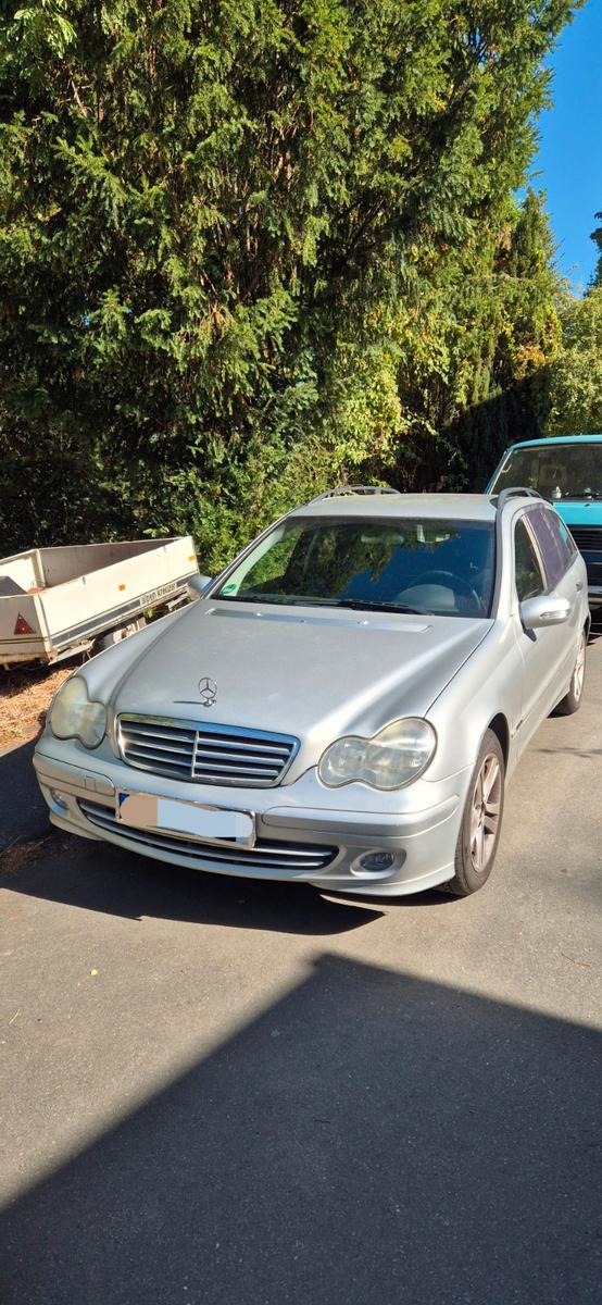Mercedes-Benz C180, 2004