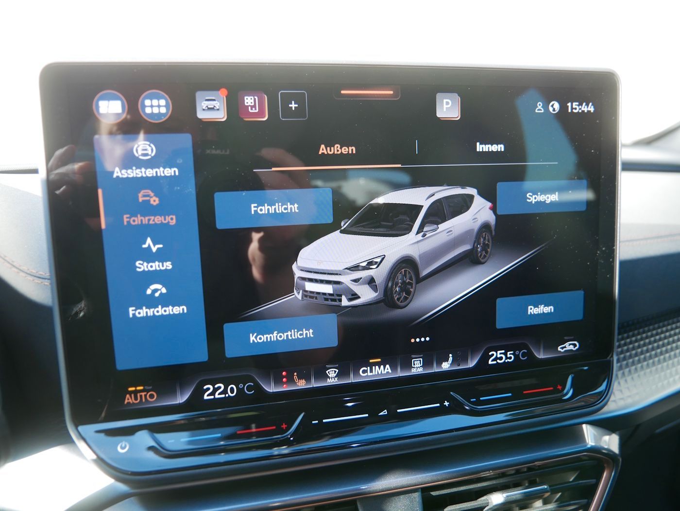 Fahrzeugabbildung CUPRA Formentor 1.5 eTSI NEU45T DSG ACC SHZ+LHZ Kamera
