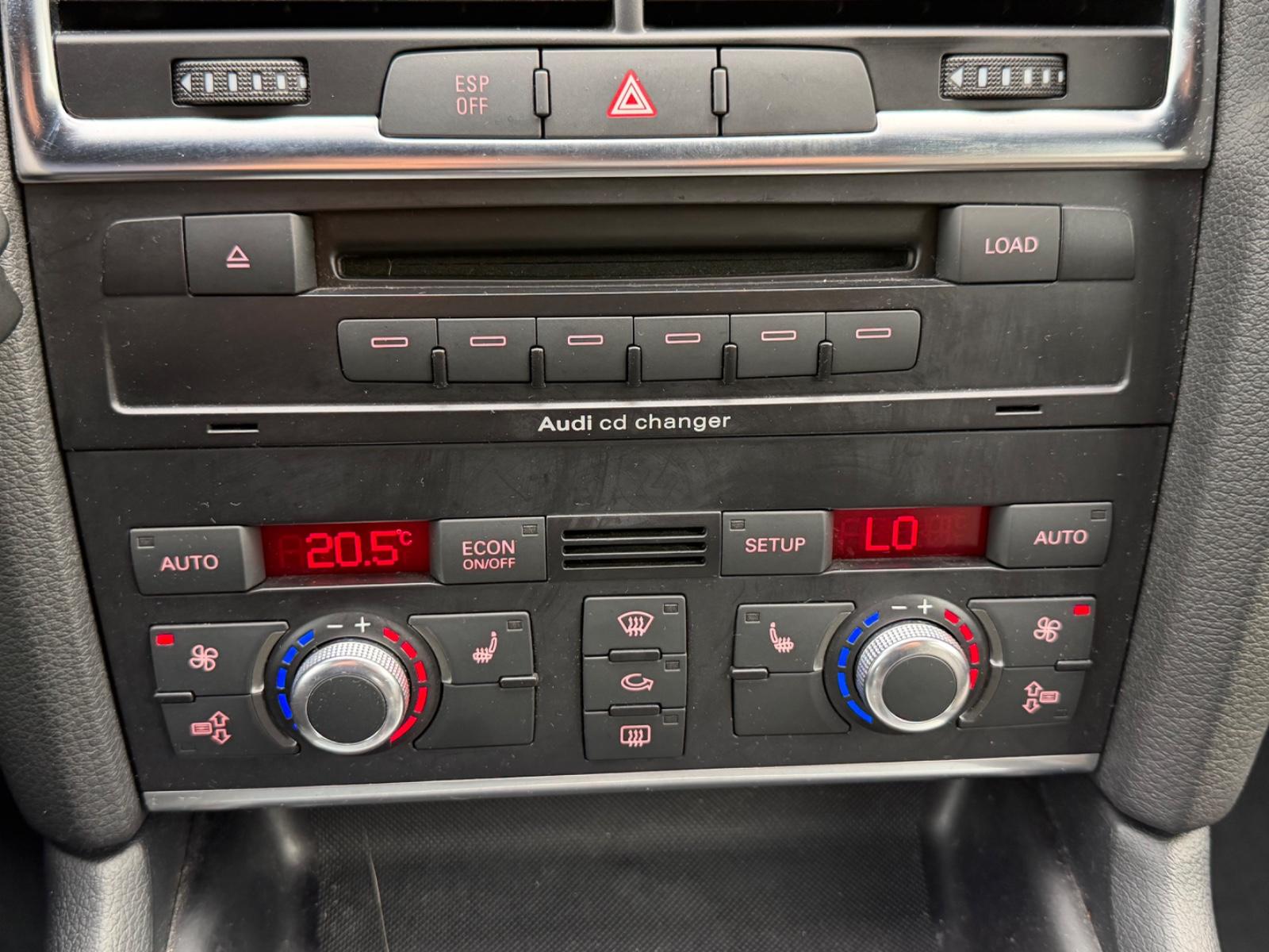 Audi Q7 3.0 TDI V6 240ch quattro Tiptronic Cuir Chauffage stationnaire Caméra Xénon GPS Attelage Sièges chauffants