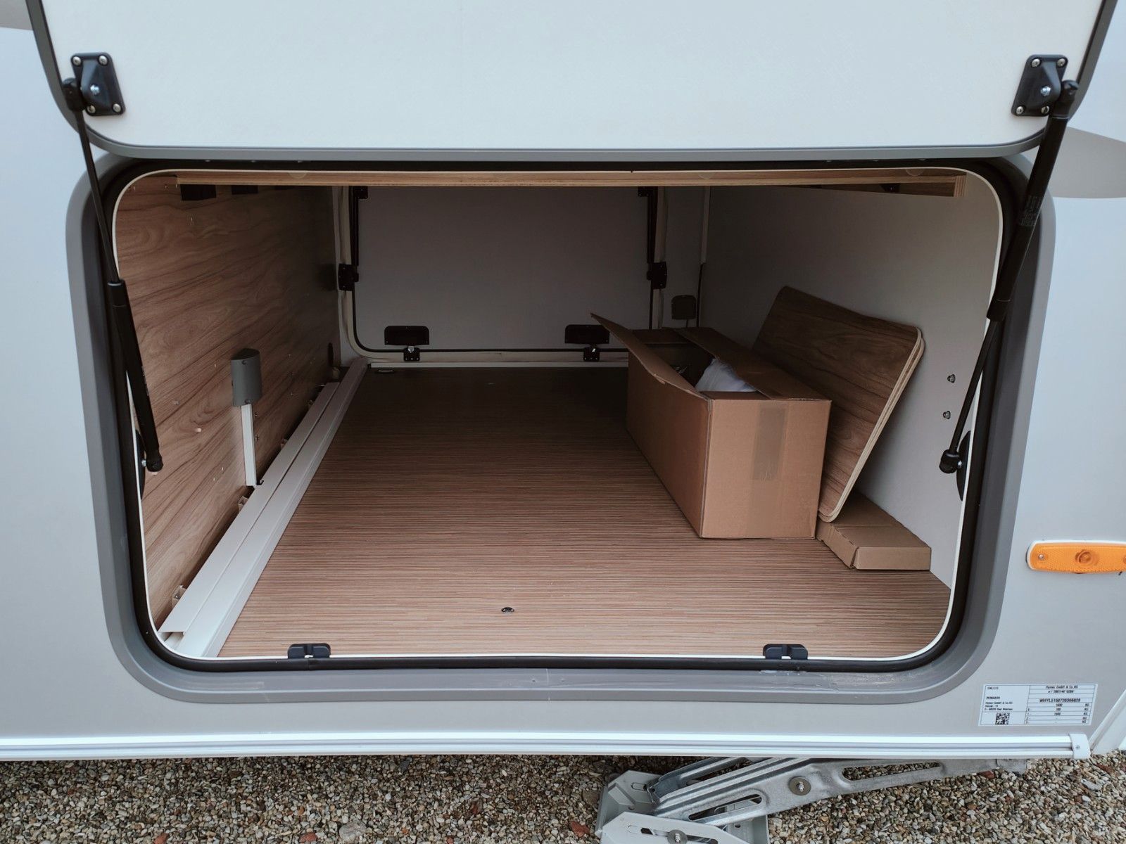 Fahrzeugabbildung HYMER / ERIBA / HYMERCAR Nova Light 515 - SIE SPAREN 3.469€ !!! -