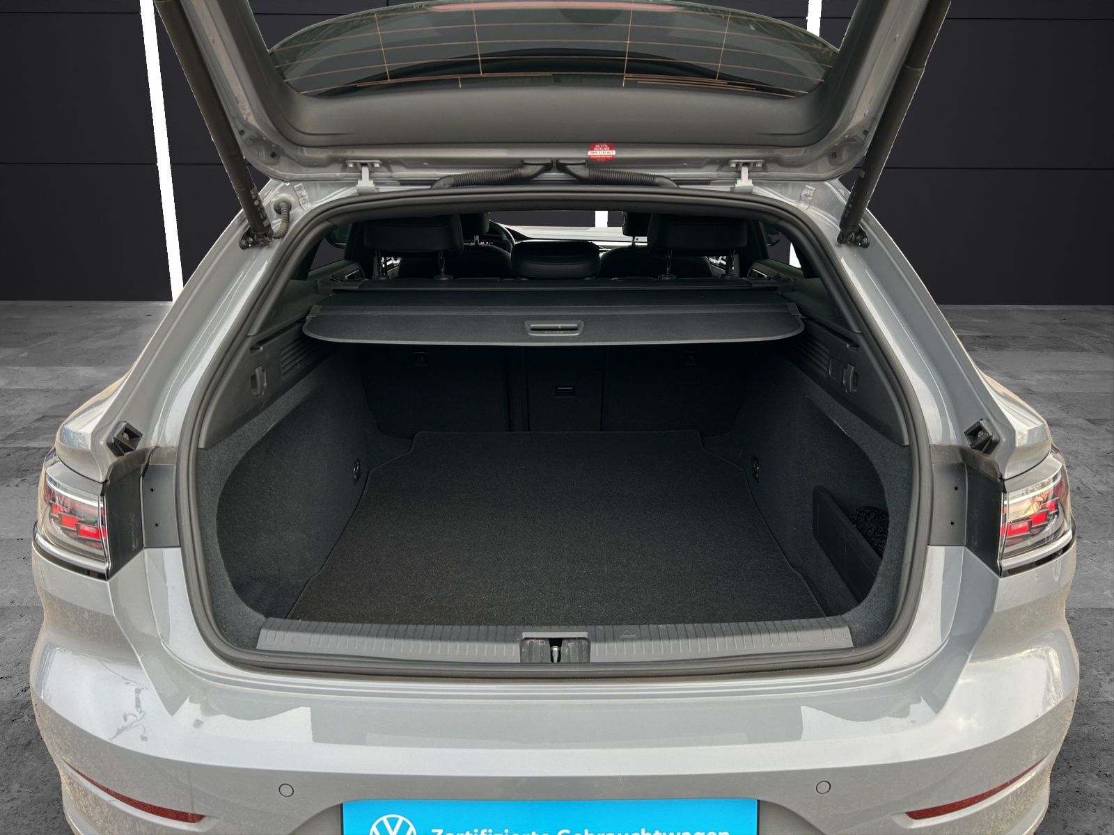 Fahrzeugabbildung Volkswagen Arteon SB R-Line TDI DSG LED ACC SHZ PDC Navi Kl