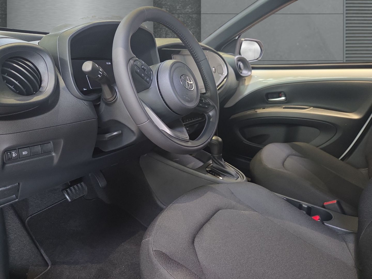 Toyota Aygo (X) - Bild 7