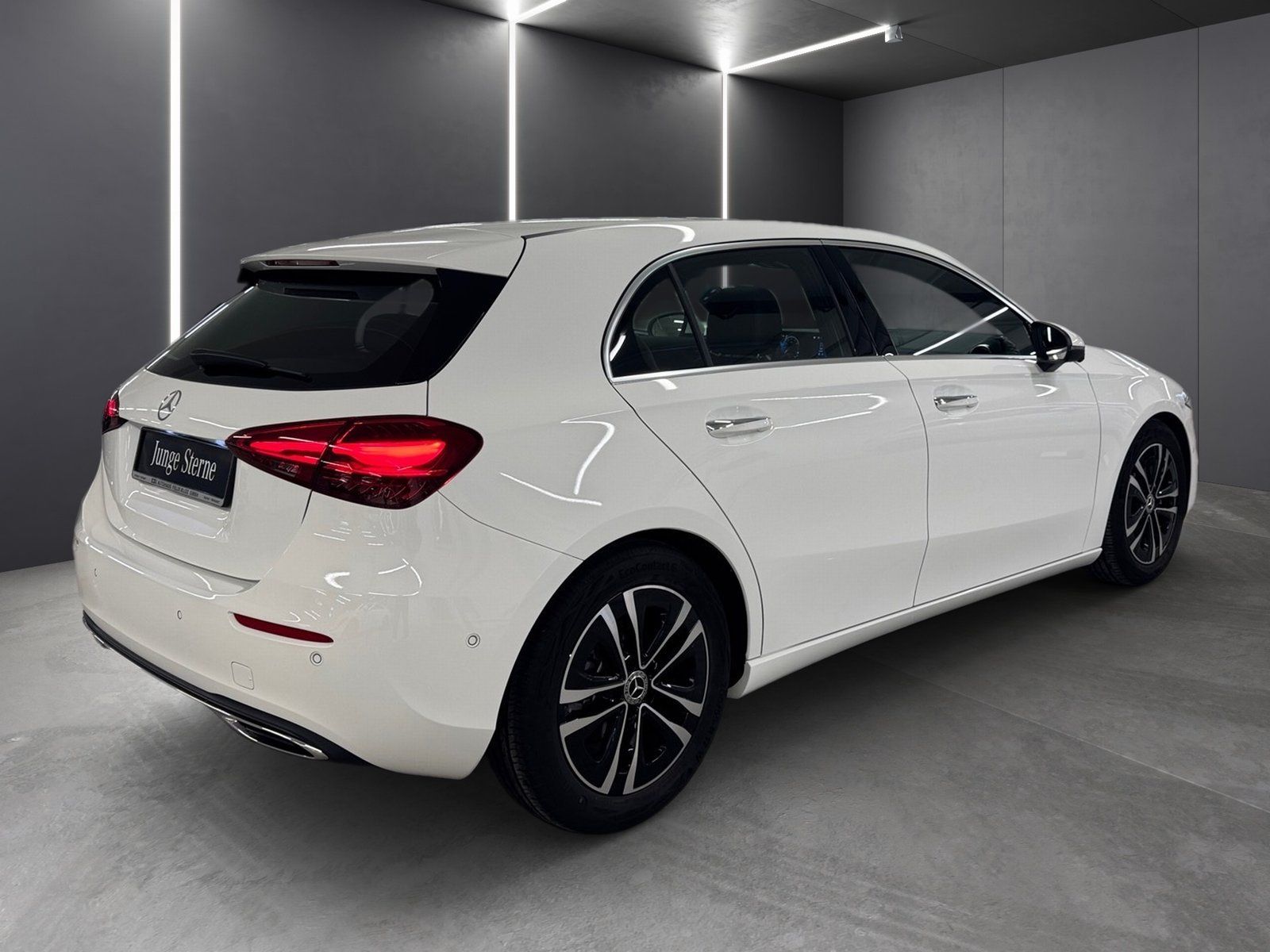 Fahrzeugabbildung Mercedes-Benz A 200 Progressive*Pano*AHK*Distron*Totwink*360°*