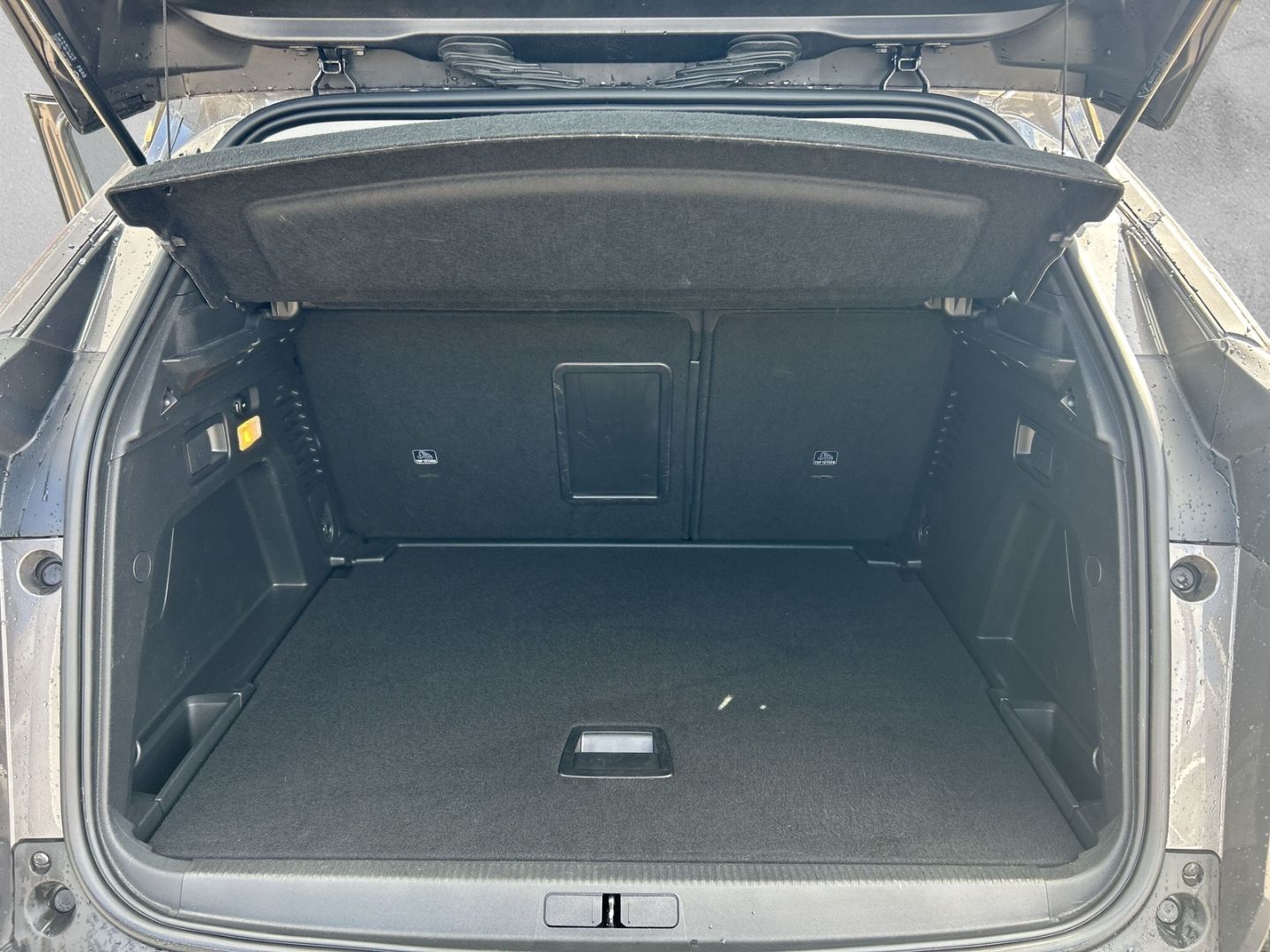 Fahrzeugabbildung Peugeot 3008 Active 1.2 PureTech 130 *Sitzheizung* *Einp