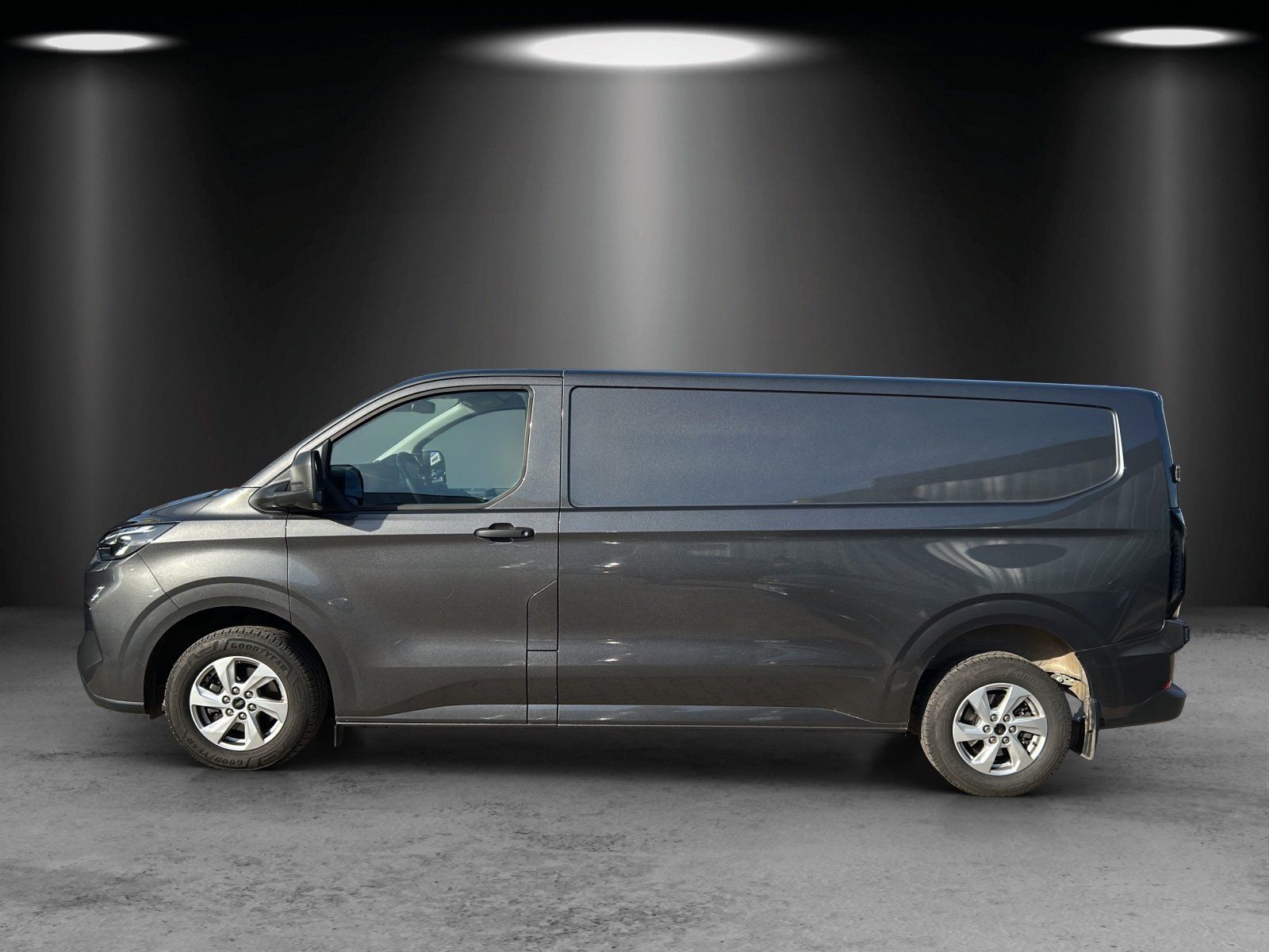 Fahrzeugabbildung Ford Transit Custom 2.0 EcoBlue L2 Trend AWD/PDC/AHK