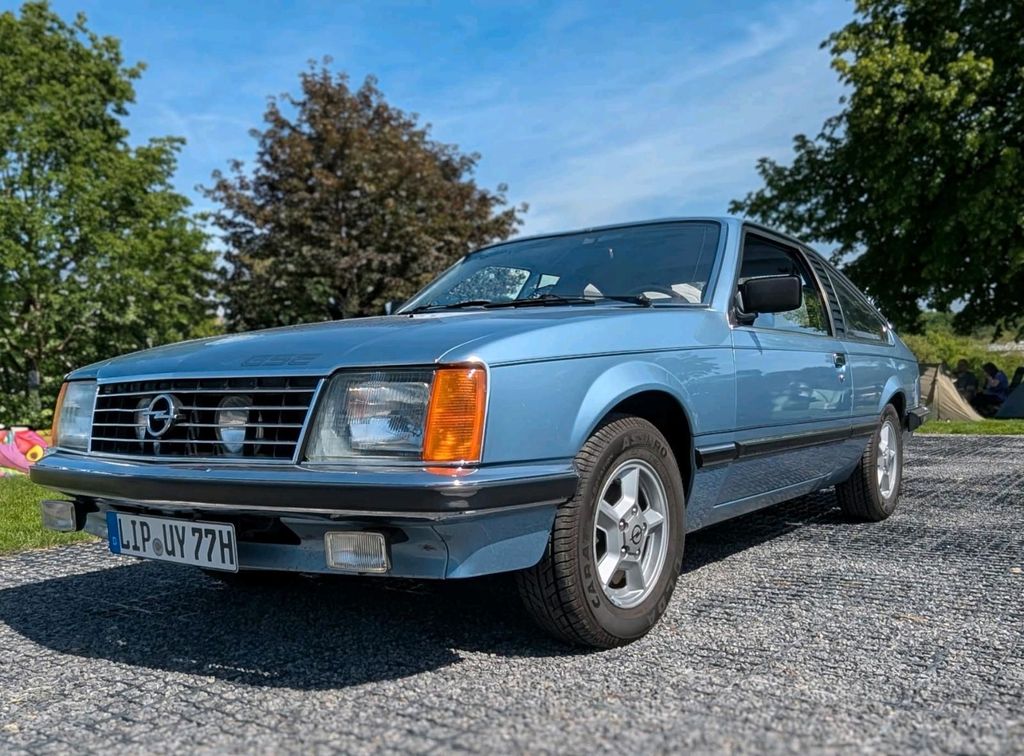 Image of Opel Monza