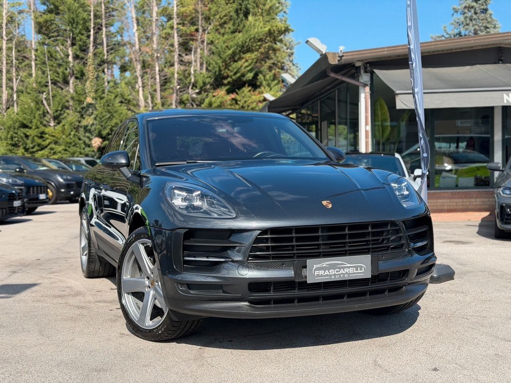 Image of Porsche Macan