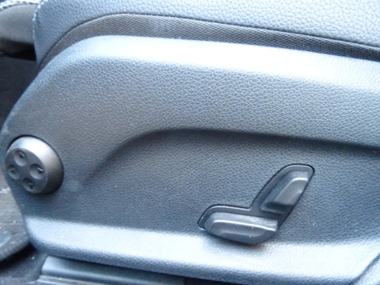 Mercedes-Benz C-Class AVANTGARDE LED NAVI PDC SHZ KAMERA, миниатюра 23