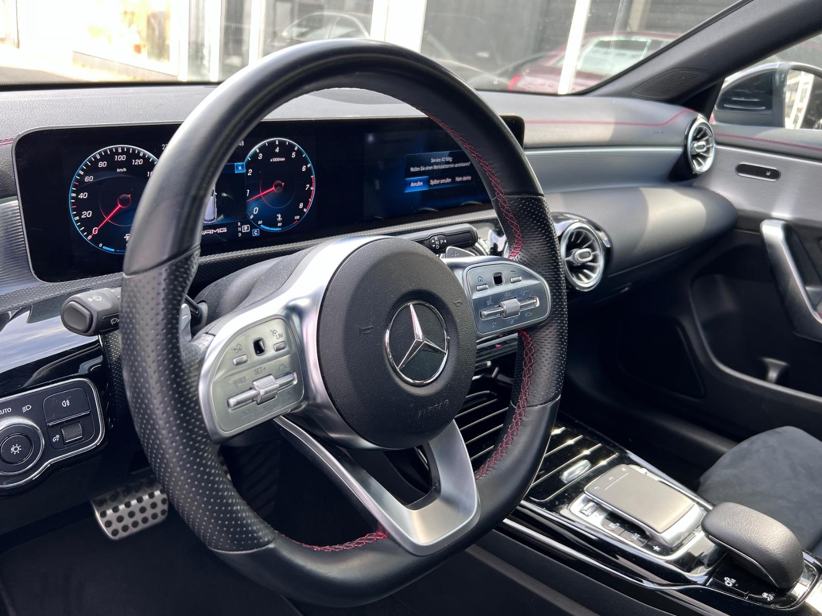 Mercedes-Benz CLA 35 AMG SB 4MATIC DCT*DISTRONIC*PANORAMA*