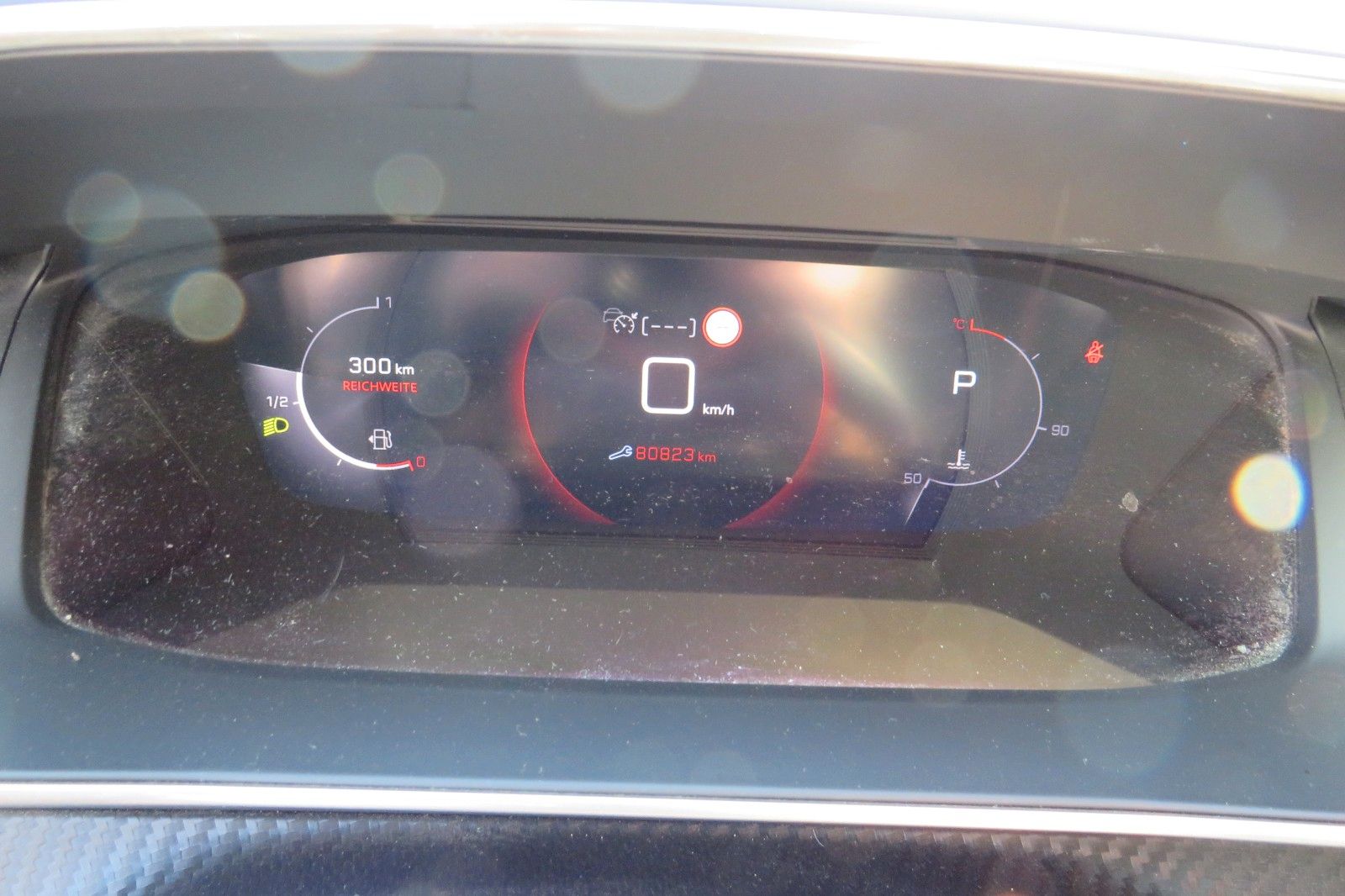 Fahrzeugabbildung Peugeot 2008 GT 8-AUTOMATIK GRA NAVI PDC 1.HAND