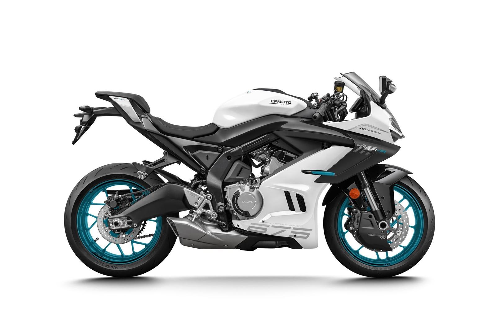 CFMOTO 675SR-R Edition 675 SR-R in NEBULA WHITE