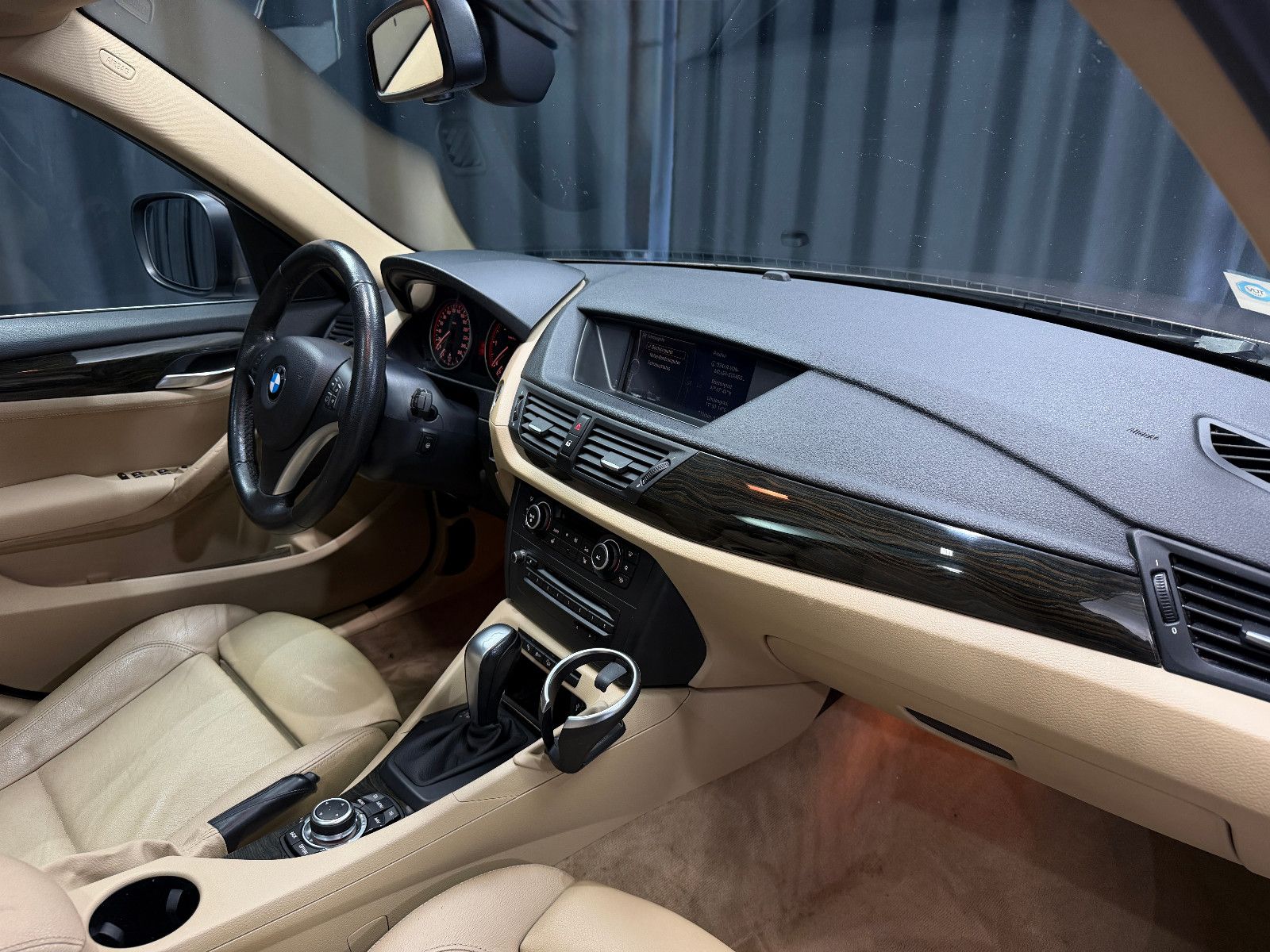 Fahrzeugabbildung BMW X1 xDrive 23d|RF-CAM|PANO|NAVI|AUTOMATIK|AHK
