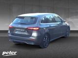 Mercedes-Benz B 180 Progressive, LED Scheinwerfer - gebrauchte Mercedes-Benz B 180 aus dem Jahr 2024