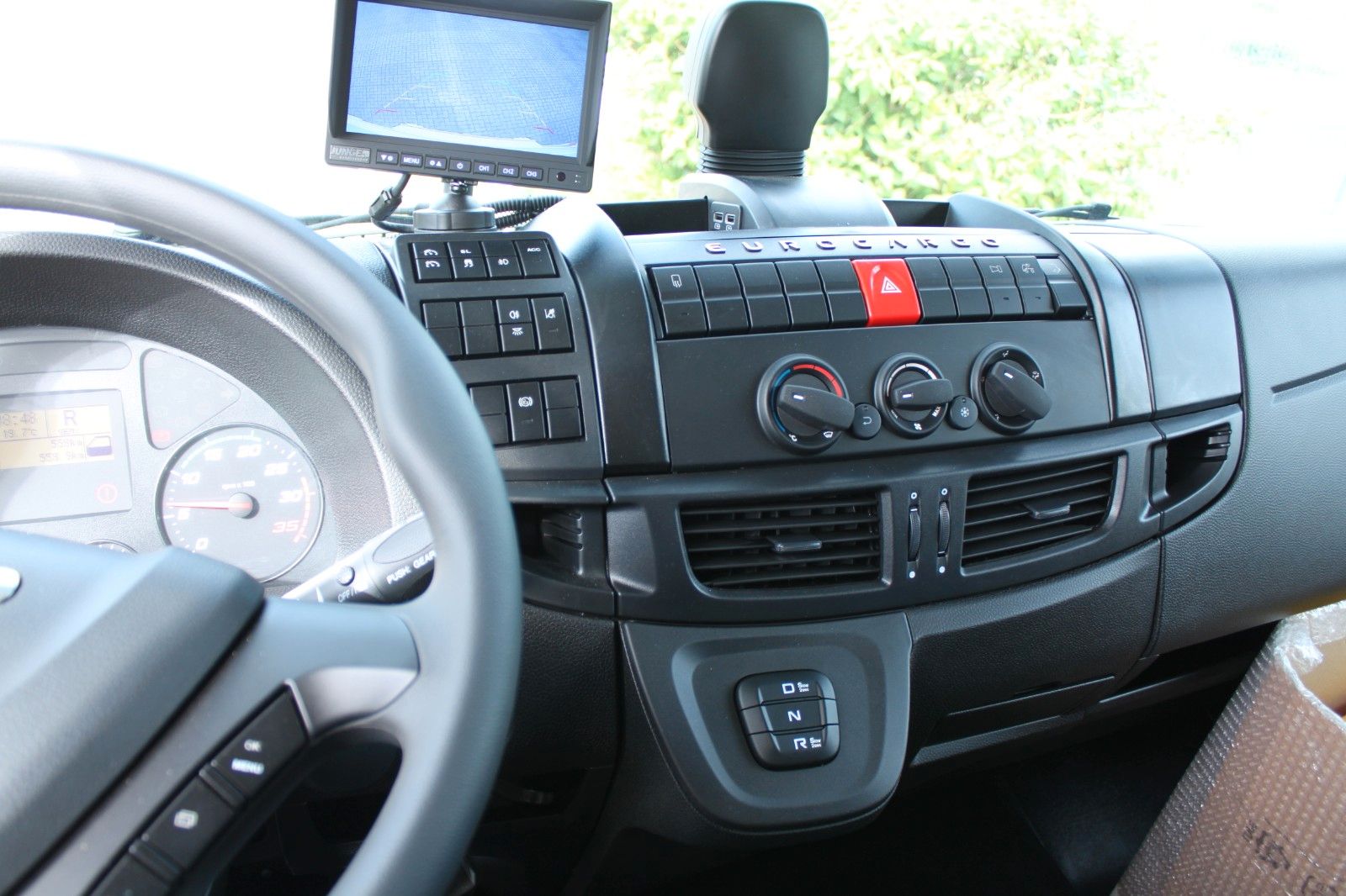 Fahrzeugabbildung Iveco Eurocargo ML140E28/P EVI_E Junge Schiebeplane