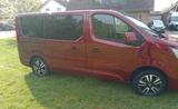 Renault Trafic Combi Ph2 Spaceclass Blue dCi 150 EDC - rote Renault Trafic