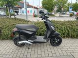 Piaggio 1+ E-Roller 25 Kmh Führerschein frei - Offers matching your search criteria