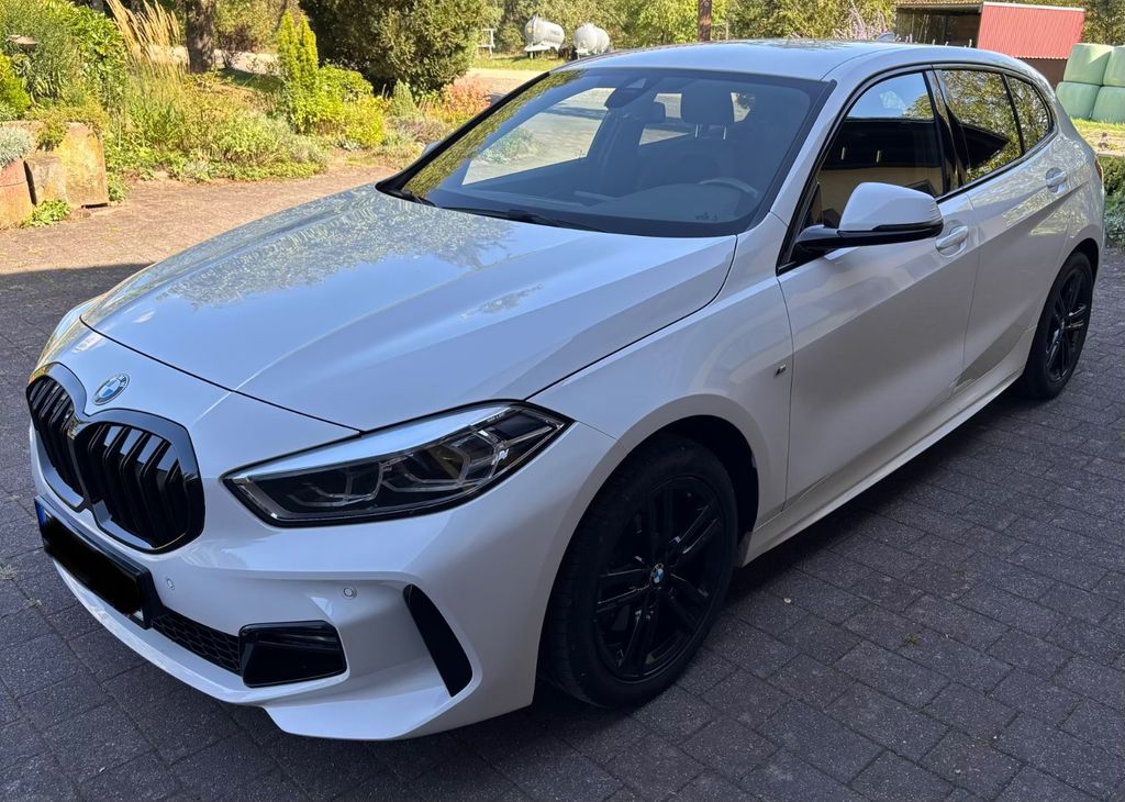 Image of BMW 118