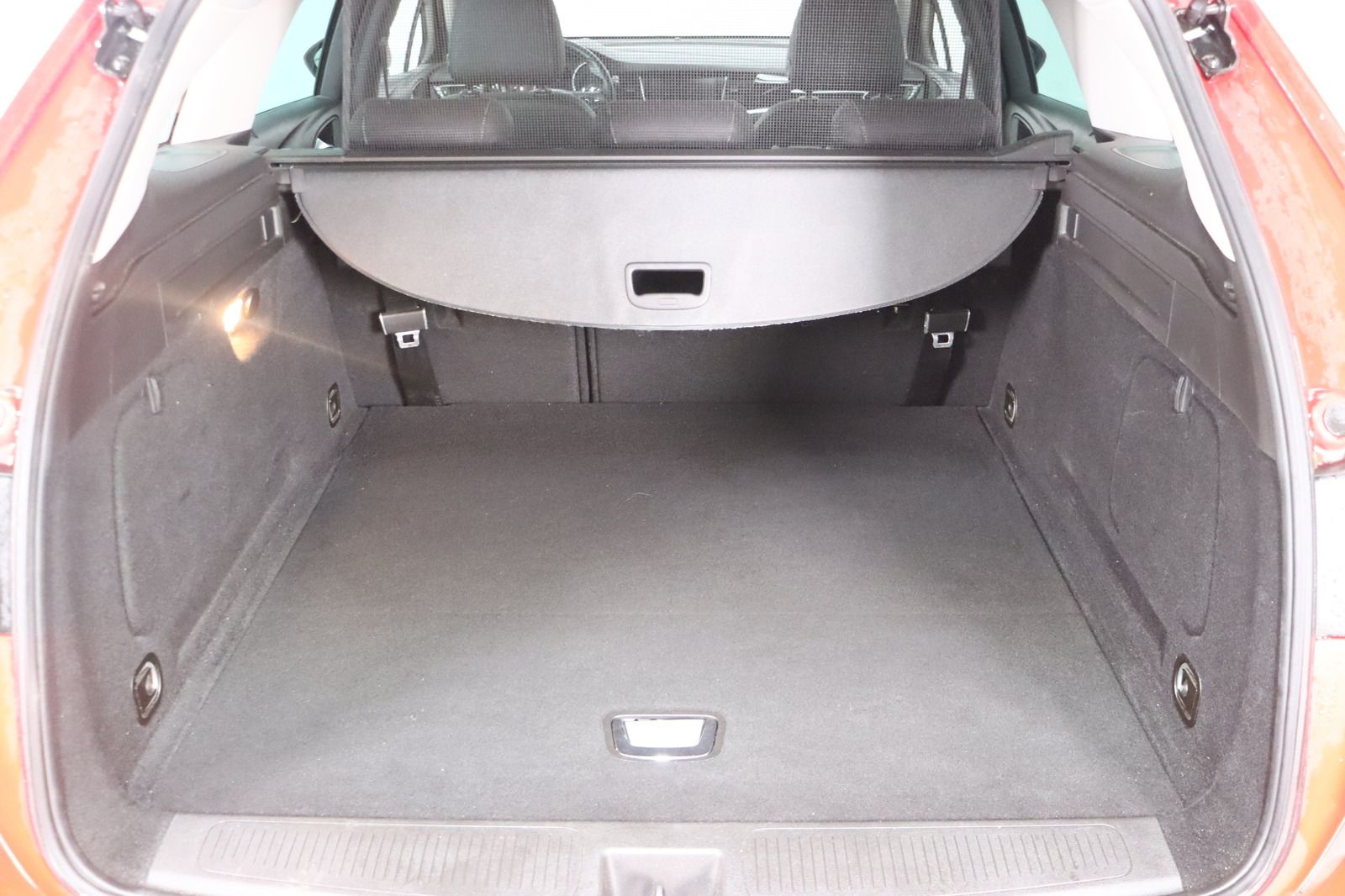 Fahrzeugabbildung Opel Astra K Sports Tourer 1.6i * LED * Navi