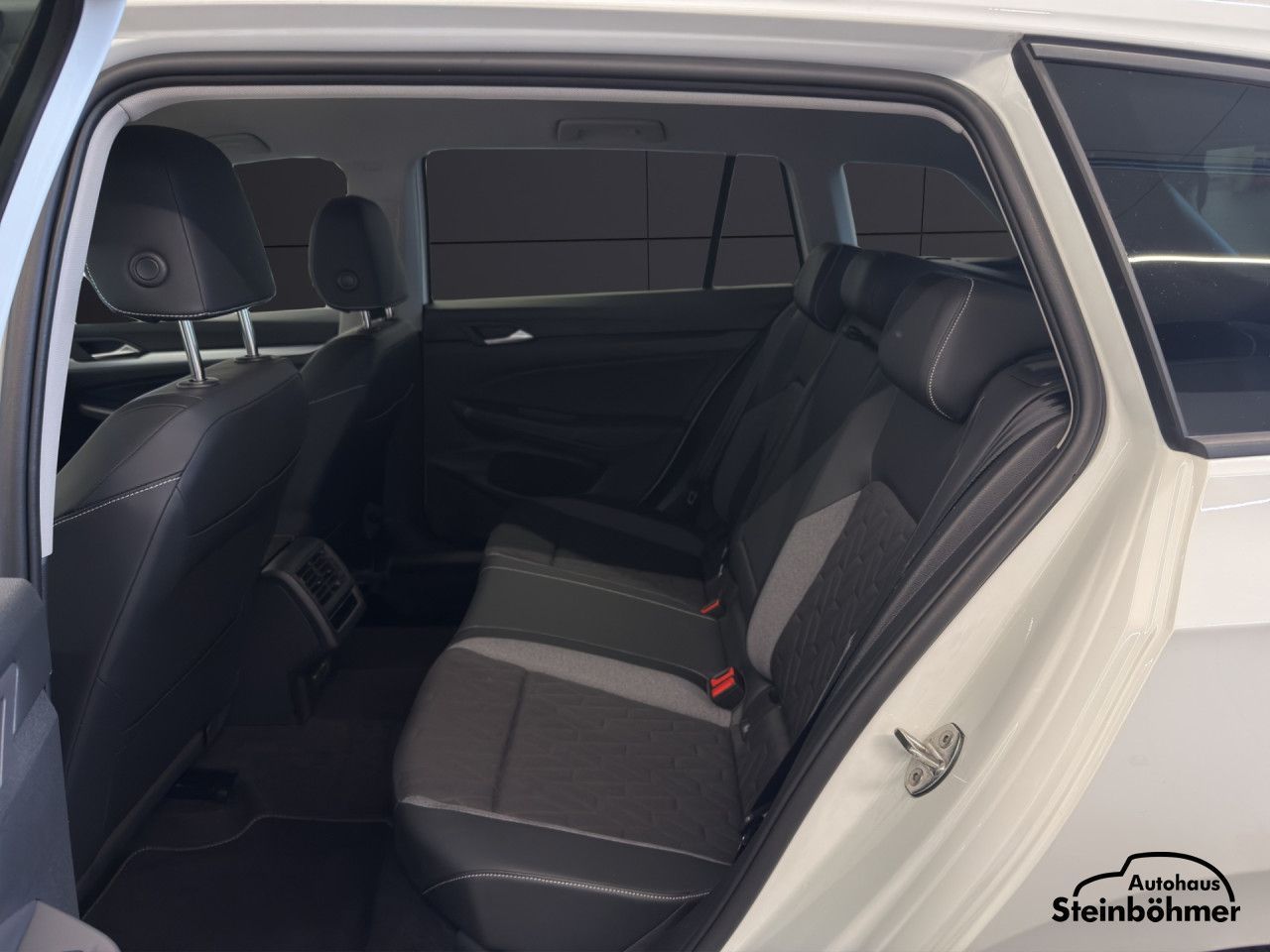 Volkswagen Golf - Bild 14