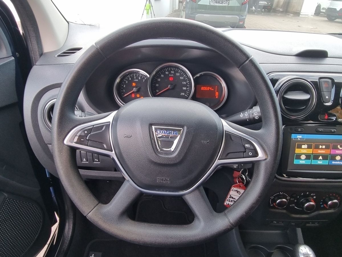 Fahrzeugabbildung Dacia Lodgy Comfort SCe 100 7-Sitzer