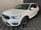 Volvo XC40 AWD*INSCRIPTION*LED-ST.HZ-MEMO-H&K-TEMPO-20 - Volvo XC40 Inscription mit Diesel-Antrieb
