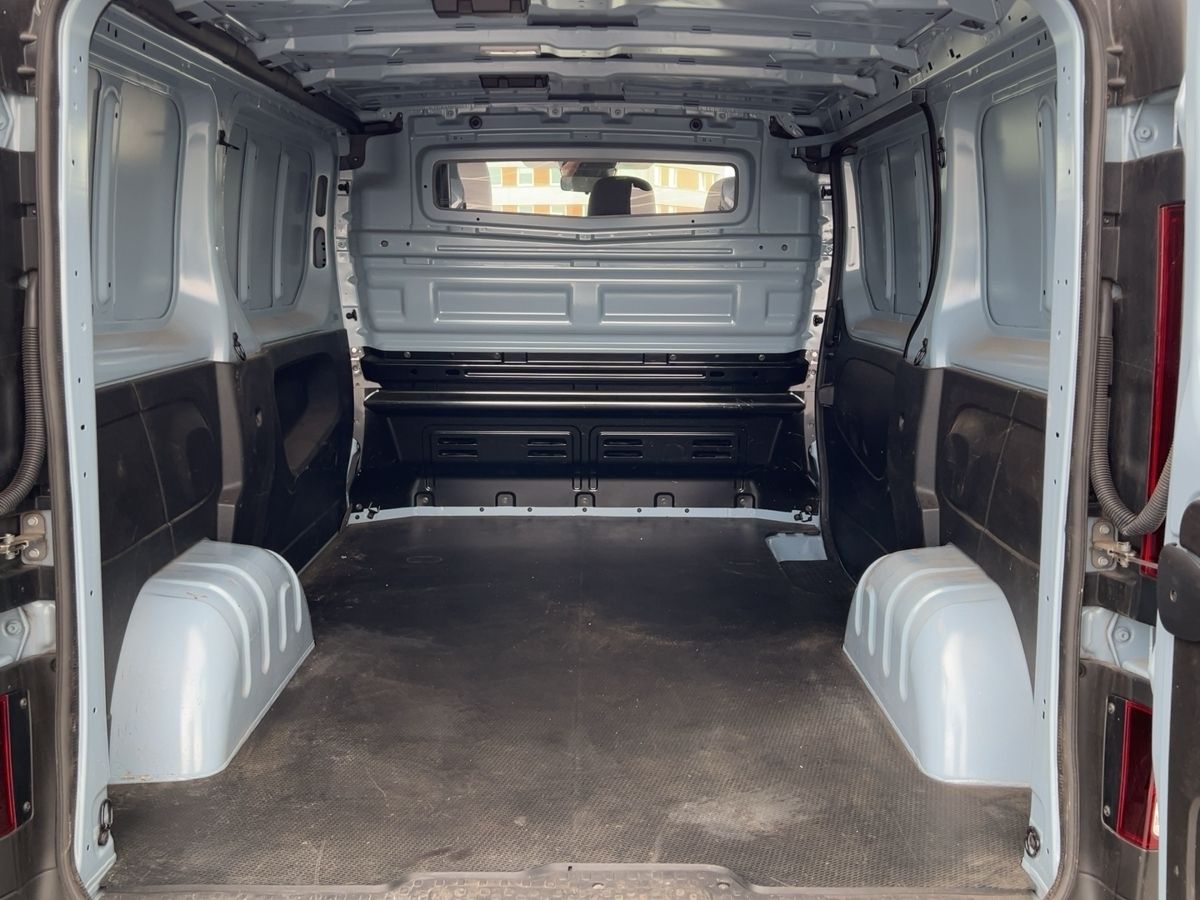 Renault Trafic - Bild 17