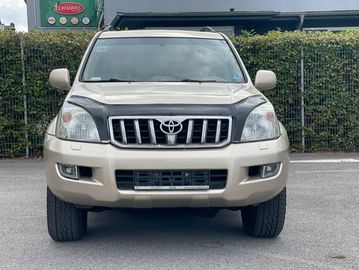 Toyota Land Cruiser - 2
