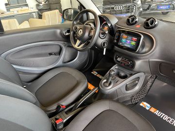 Smart ForTwo coupe 52kW *19%MwSt*MFL*NAVI*SHZ*