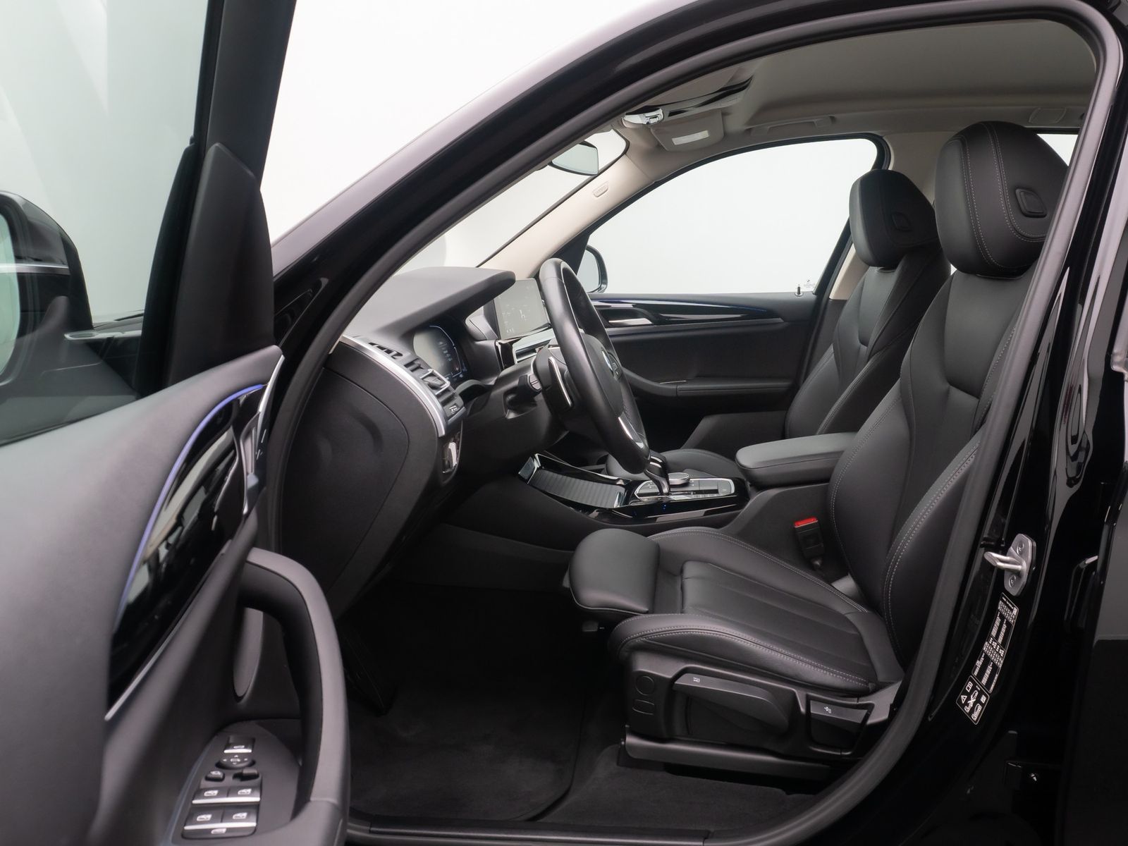 Fahrzeugabbildung BMW X3 xD20d Leder AHK Kamera DAB Sportsitz 18Zoll