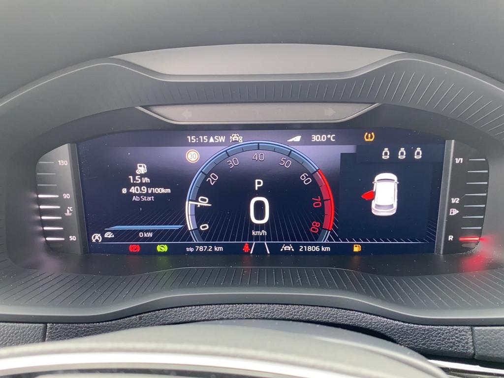 Skoda Karoq 1.5 TSI Selection DSG Navi+RFK+PDC+LED+SHZ