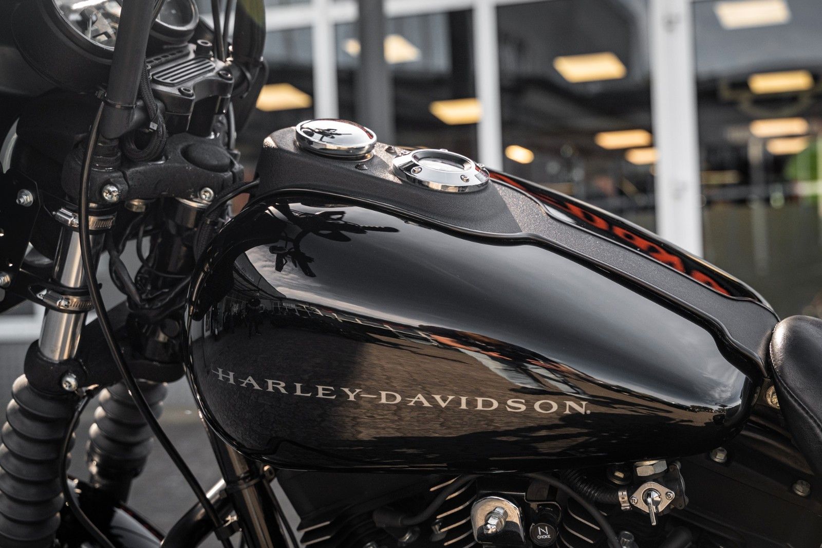Fahrzeugabbildung Harley-Davidson DYNA SUPER GLIDE SPORT FXDX - CLUBSTYLE 88 TC